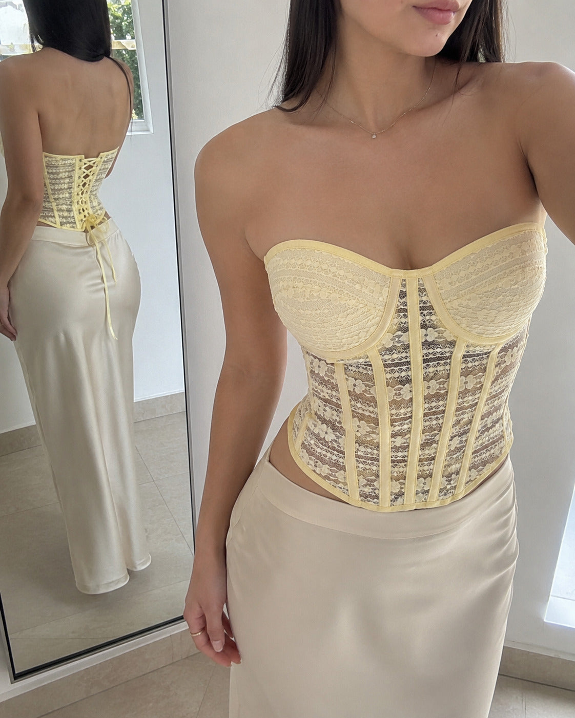 Corset con escote de corazón