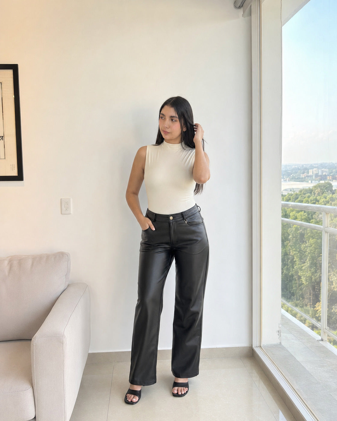 jean cuerina negro